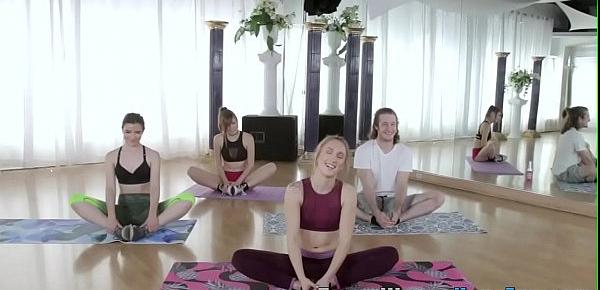  Yoga teen amateurs suck cock and get plowed